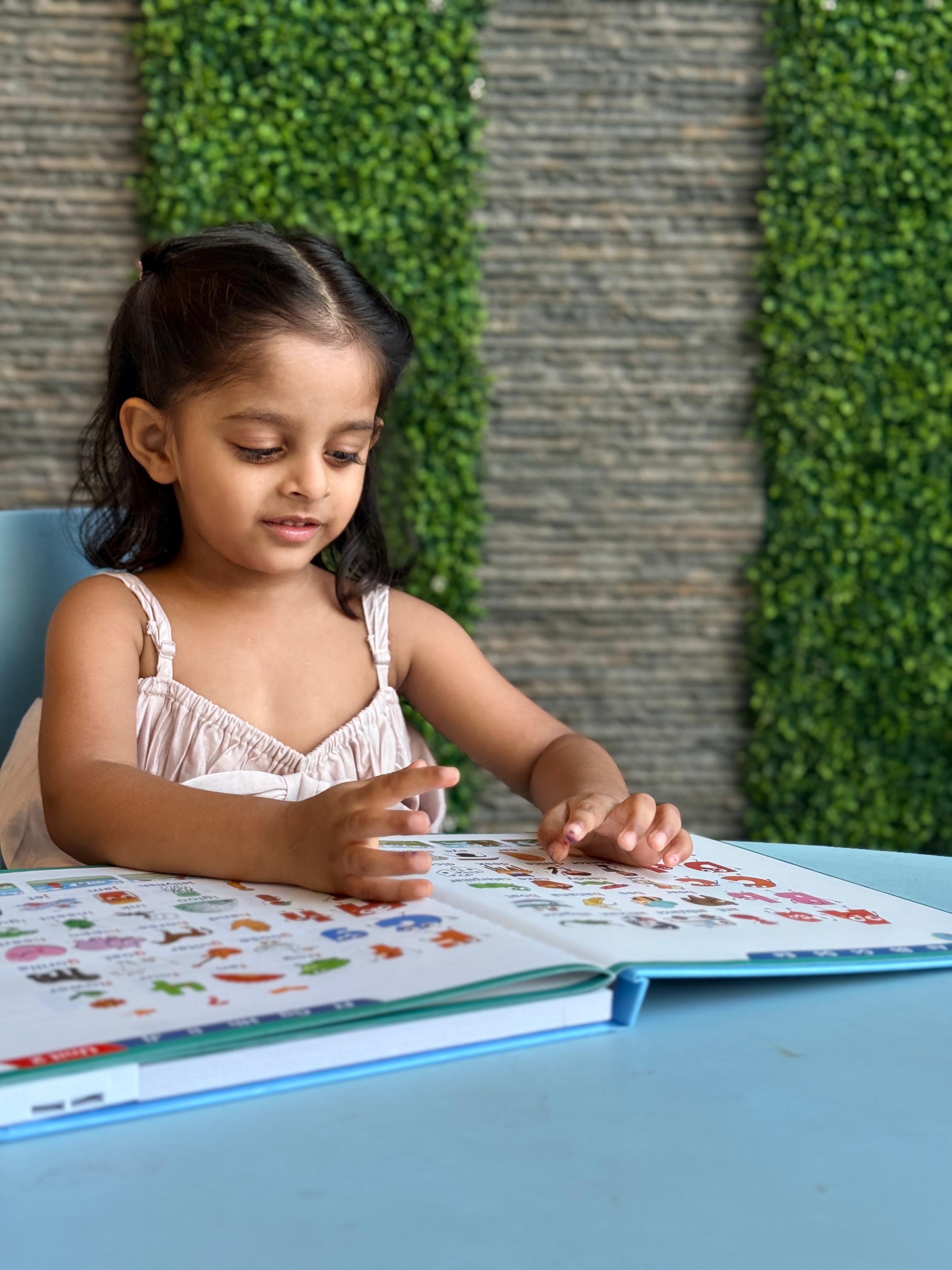 Lil D&A Club – Phonics Book